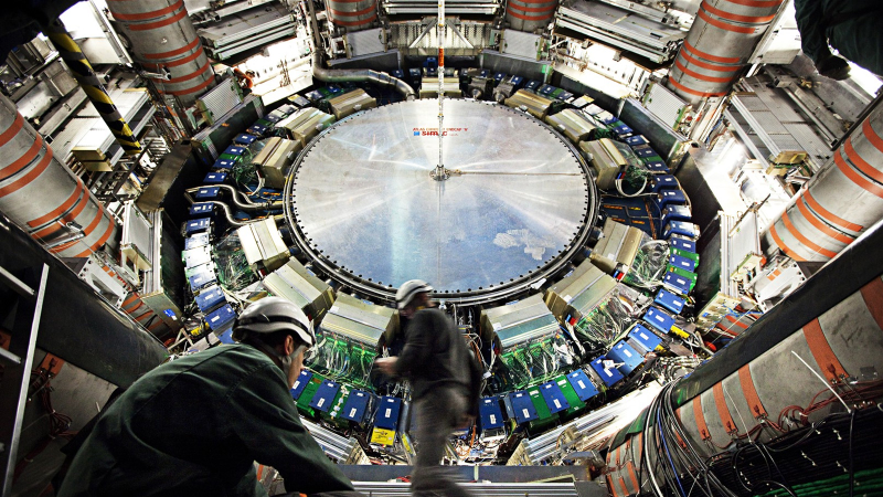 Illustration for article titled 14 Immense Scientific Instruments You Won't Believe Are Real